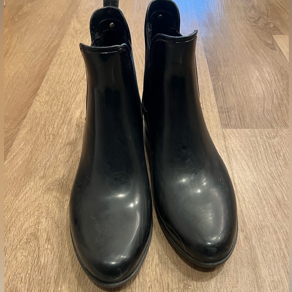 Sam Edelman patent Chelsea boots